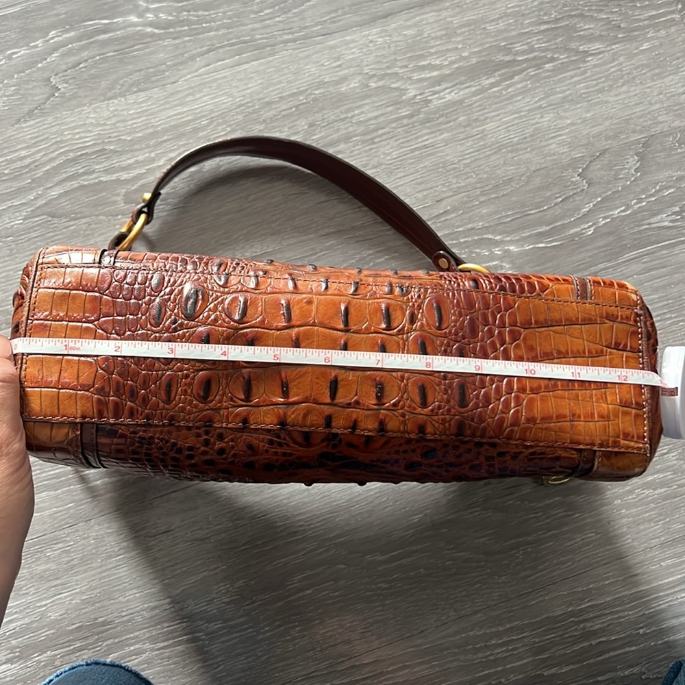 Brahmin Brown Croc Embossed Medium Shoulder Bag One Size - Picture 15 of 15